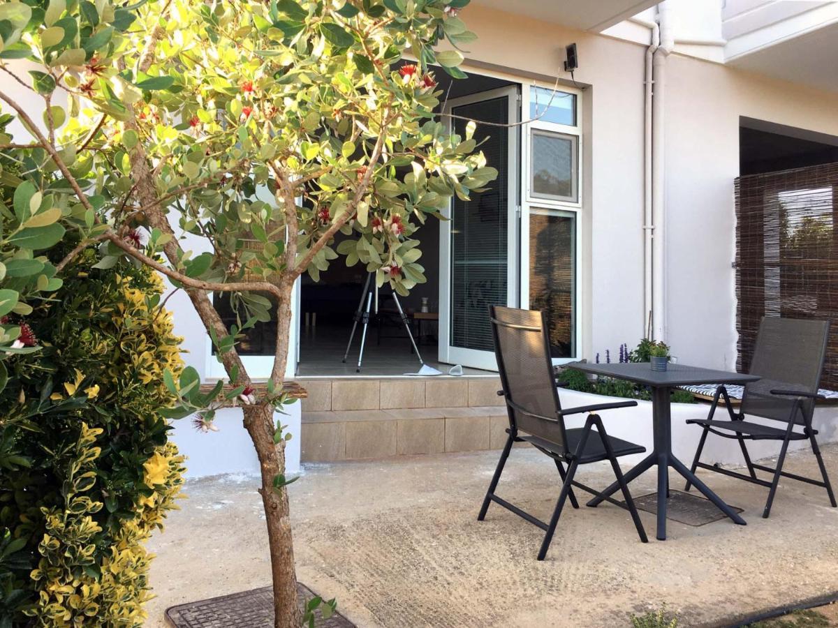 Livingfy Apt With Mountain View & Garden Vamos Exterior foto